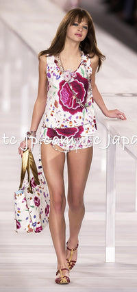 CHANEL 04S Multicolor Camellia Accent COCO Mark Silk Blouse Tops 42 シャネル マルチカラー カメリア柄 ココマーク シルク ブラウス トップス 即発