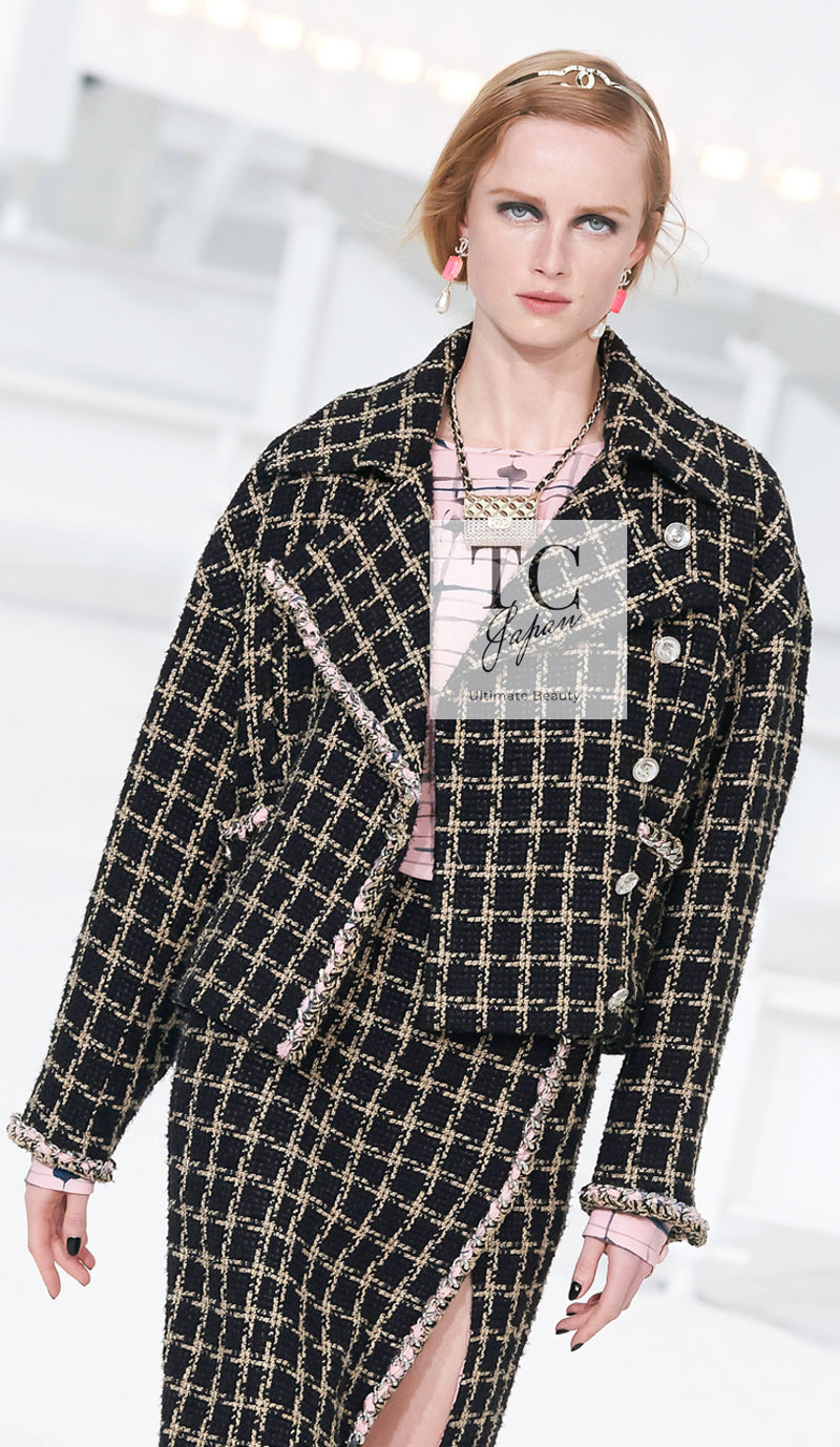 CHANEL 21S Black Beige Silk Cotton Tweed Jacket Silver Chain Trim No.5 Button 38 シャネル ブラック ベージュ シルク コットン ツイード ジャケット シルバー チェーン トリム No.5 ボタン 即発