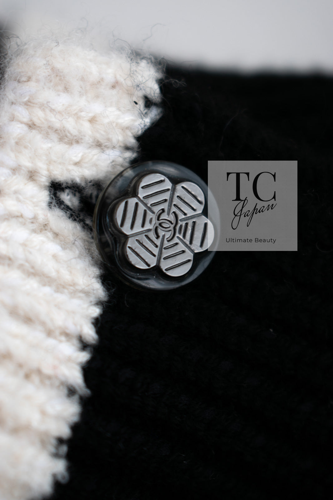シャネル セーター CHANEL ブラック ロゴ カシミア ニット 19A シャネル セーター CHANEL ブラック ロゴ カシミア ニット 19A
