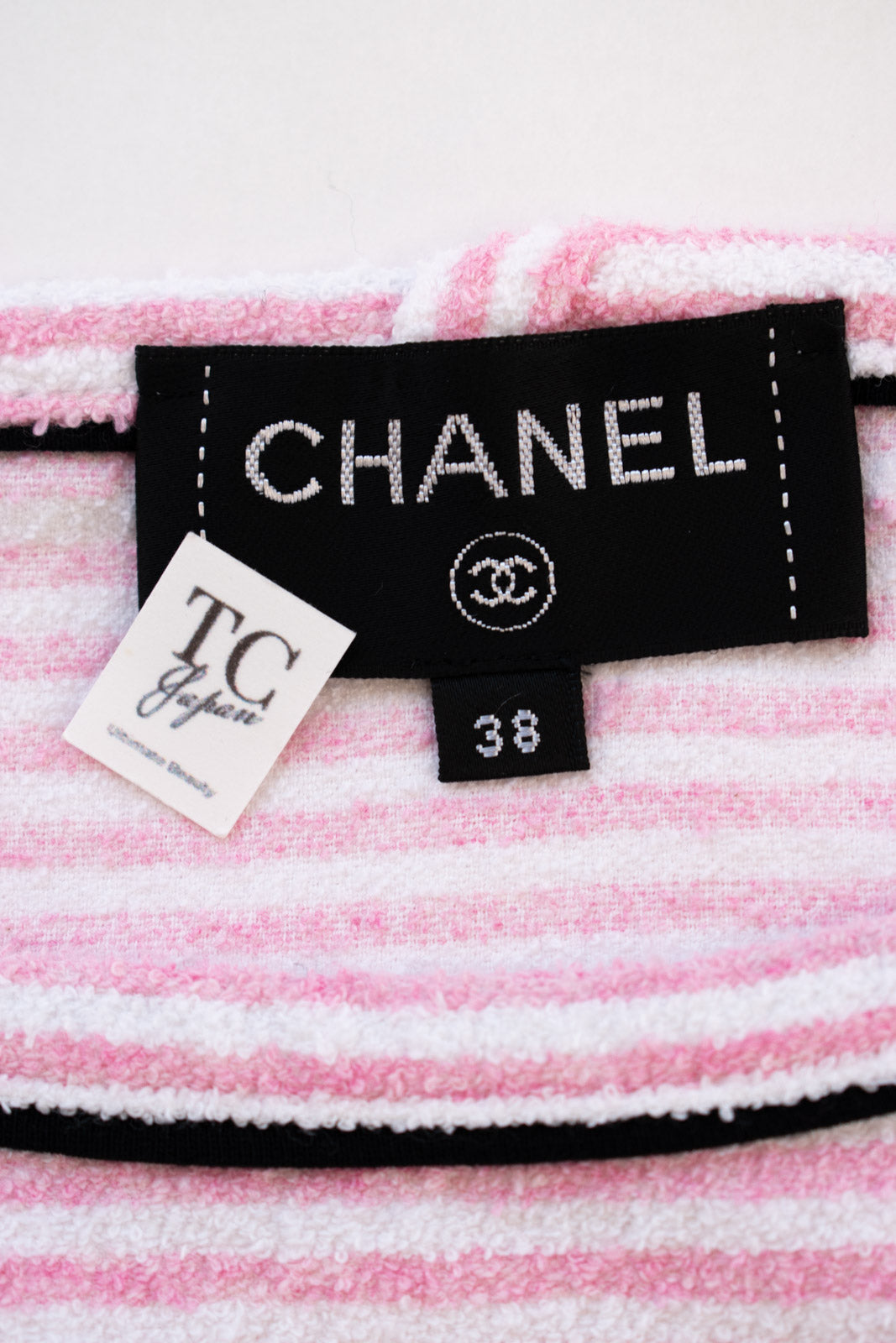CHANEL 19C Pink and white La Pausa Top T-Shirts 38 シャネル ピンク LA PAUSA トップス ボーダー パイル地 半袖 Ｔシャツ 即発