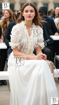 CHANEL 10S Gray Ivory Ecru Camellia Ruffles Linen Silk Blouse Tops 34 シャネル グレー アイボリー 生成り カメリア シルク リネン ブラウス トップス 即発