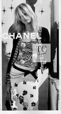 CHANEL 02A Cream Iovry Camellia Cashmere Knit Skirt 38 シャネル クリーム アイボリー カメリア カシミア ニット スカート 即発