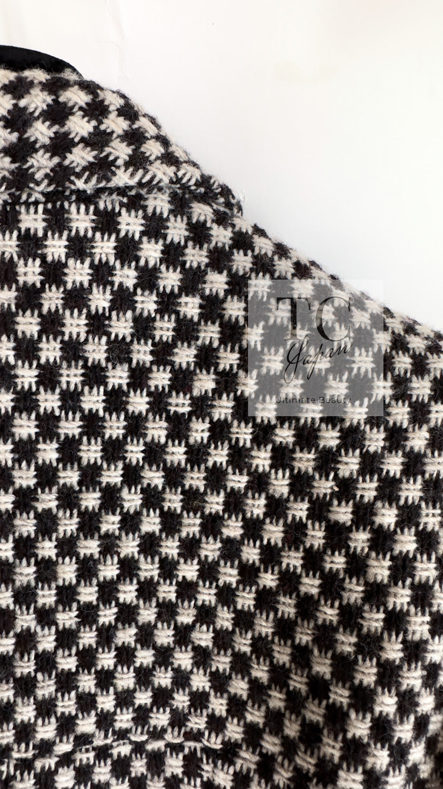 CHANEL 95A Vintage Dark Brown Ivory CC Logo Buttons Tweed Jacket Coat 38 シャネル ヴィンテージ ダーク ブラウン アイボリー CC ロゴボタン ツイード ジャケット コート 即発