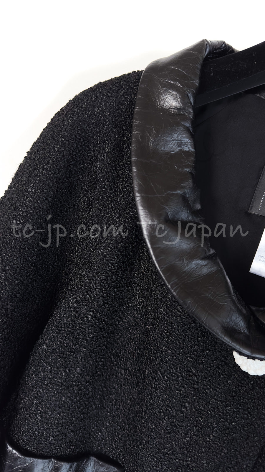 CHANEL 15C Black Tweed Calf Leather Collars White Cuffs Jacket 40 42 シャネル ジャケット CHANEL 15C ブラック カーフレザー襟 カフス付 ツイード 40 42