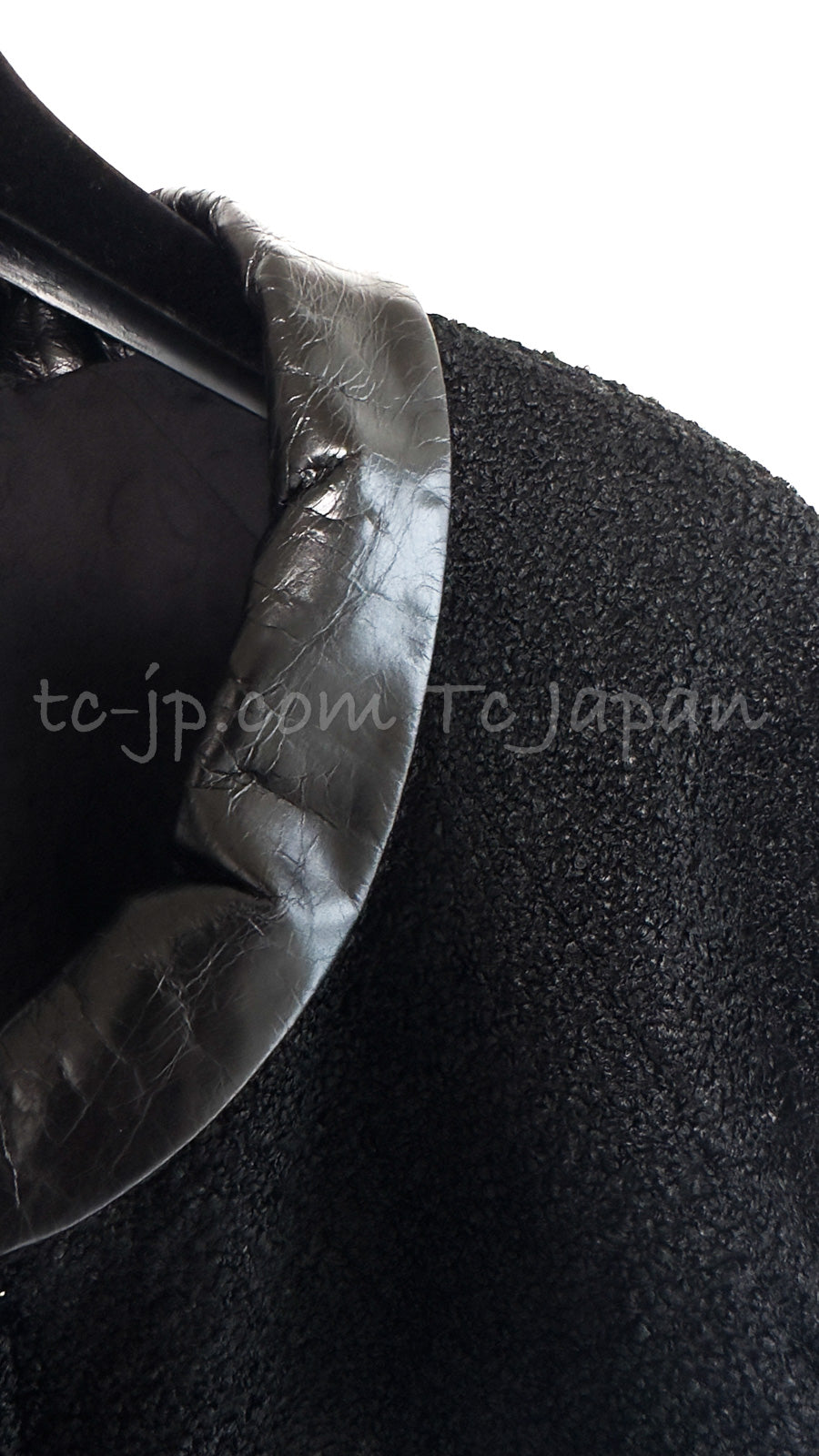CHANEL 15C Black Tweed Calf Leather Collars White Cuffs Jacket 40 42 シャネル ジャケット CHANEL 15C ブラック カーフレザー襟 カフス付 ツイード 40 42