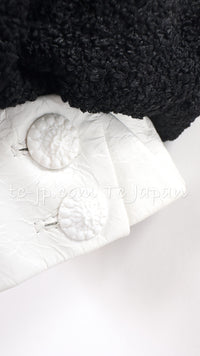 CHANEL 15C Black Tweed Calf Leather Collars White Cuffs Jacket 40 42 シャネル ジャケット CHANEL 15C ブラック カーフレザー襟 カフス付 ツイード 40 42
