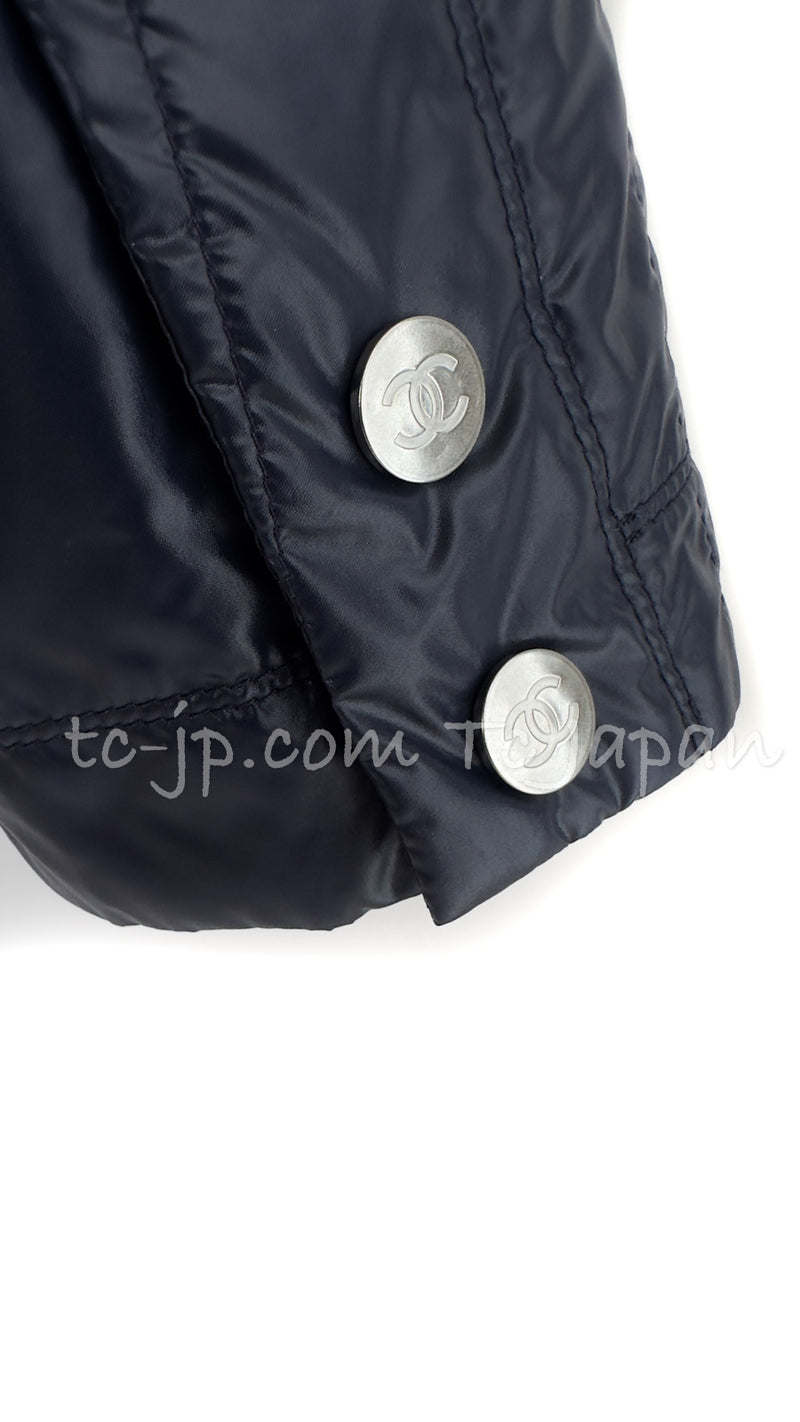 CHANEL 12S Black Zipper Jacket Hood CC Buttons 38 シャネル ブラック ブルゾン パーカー CC ジッパー ジャケット フード付 即発