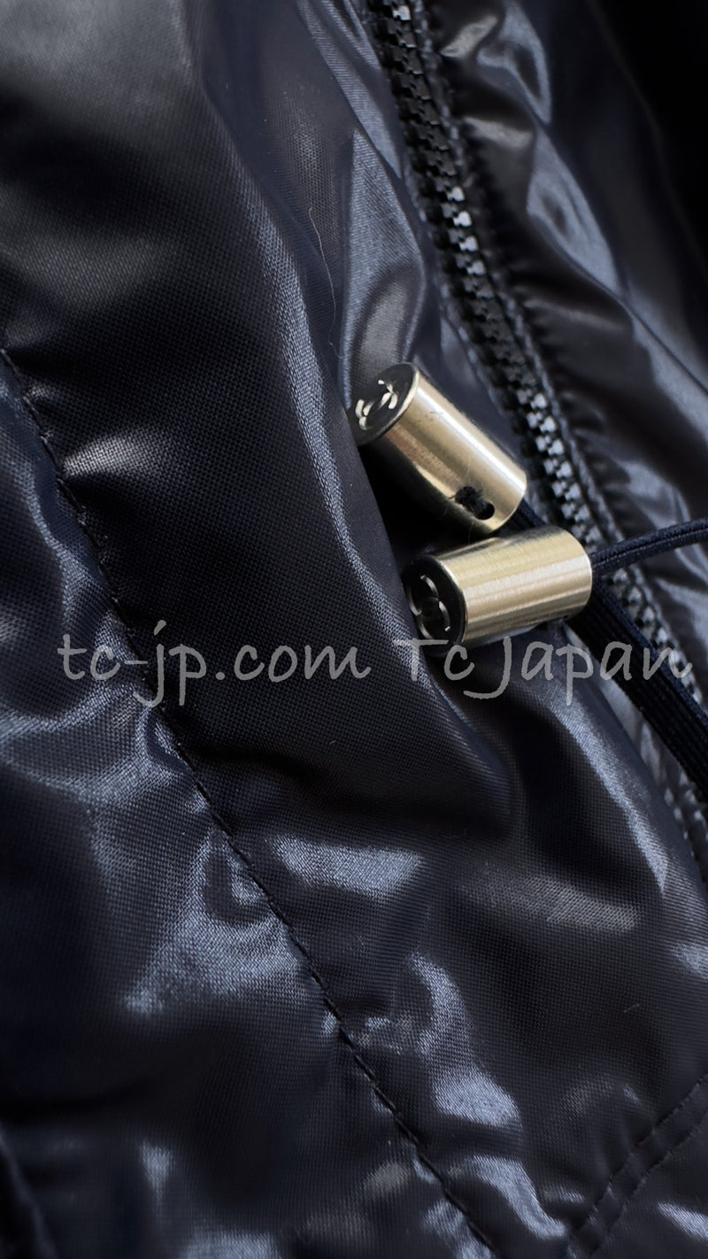 CHANEL 12S Black Zipper Jacket Hood CC Buttons 38 シャネル ブラック ブルゾン パーカー CC ジッパー ジャケット フード付 即発