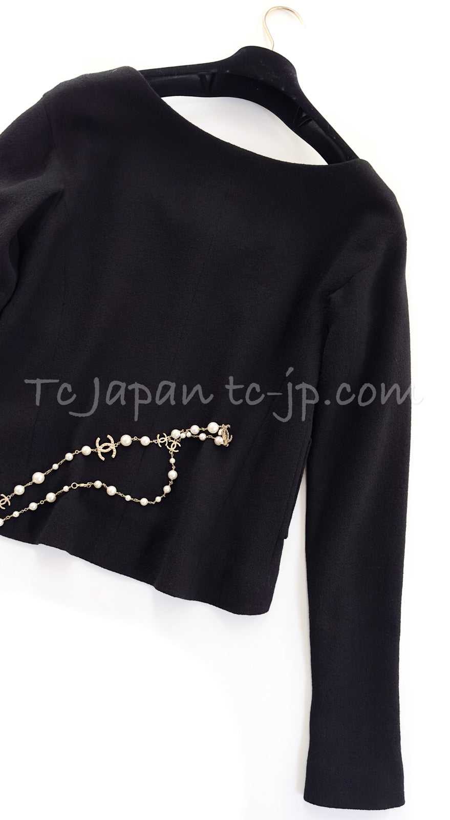 CHANEL 12C Black Round Neck Wool Rhinestone Buttons Jacket 36 38 シャネル ブラック ウール100% 襟なし ラインストーン ボタン ジャケット 即発