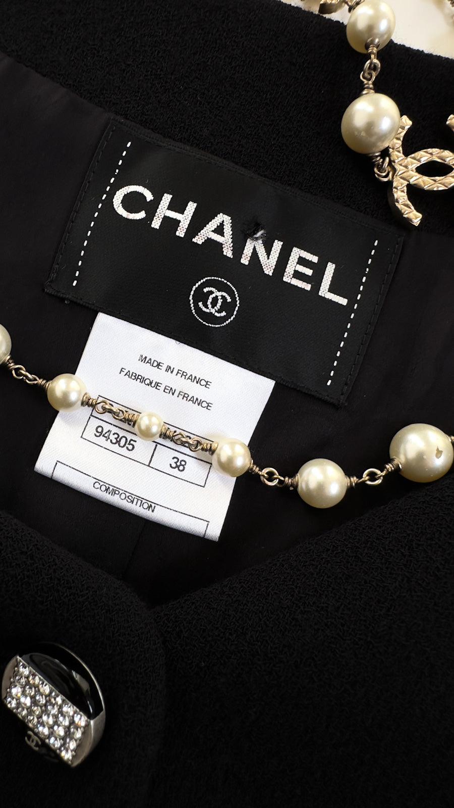 シャネル ジャケット CHANEL ブラック ウール100% 襟なし ライン
