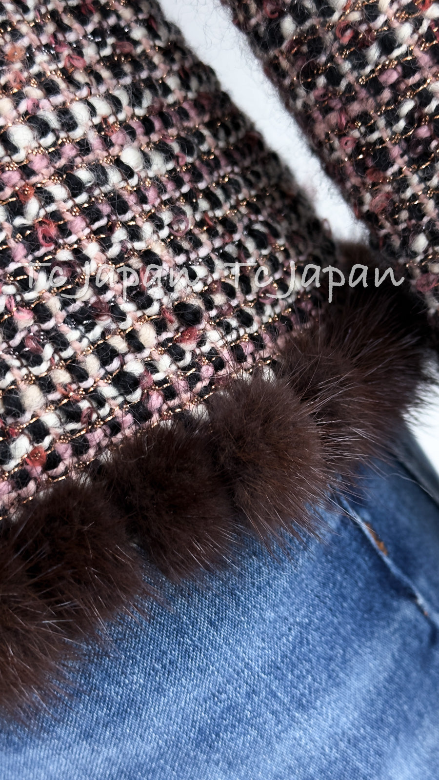 シャネル ジャケット CHANEL ブラウン ピンク ミンク ファー トリミング ツイード 03A Brown Pink Mink Fur Trim  Tweed Jacket – TC JAPAN