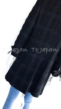 CHANEL 05A CC Black Wool Silk Sleeve Ribbon Jacket Coat 38 シャネル ブラック ウール シルク 袖リボン装飾 ジャケット コート 即発