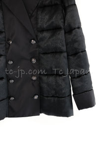 CHANEL 18PF Black Silk 100% CC Logo Buttons Double Puffer Jacket Coat 34 シャネル ブラック シルク100% 中綿ダウン CCロゴボタン ダブル ジャケット コート 即発