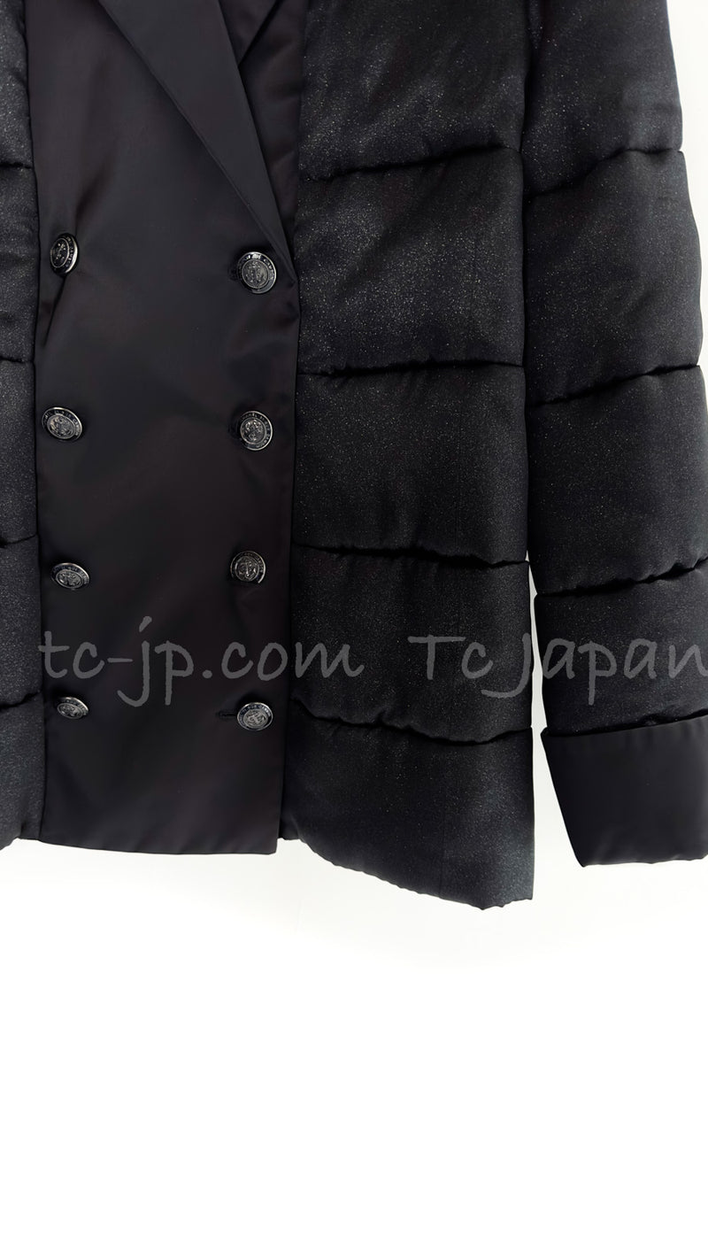 CHANEL 18PF Black Silk 100% CC Logo Buttons Double Puffer Jacket Coat 34 シャネル ブラック シルク100% 中綿ダウン CCロゴボタン ダブル ジャケット コート 即発