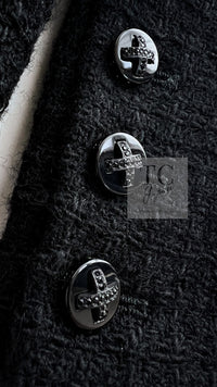 CHANEL 06A Black Wool 100 Tweed Jacket 38 シャネル ブラック ウール100% ツイード ジャケット シルク襟 即発