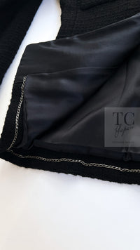 CHANEL 06A Black Wool 100 Tweed Jacket 38 シャネル ブラック ウール100% ツイード ジャケット シルク襟 即発
