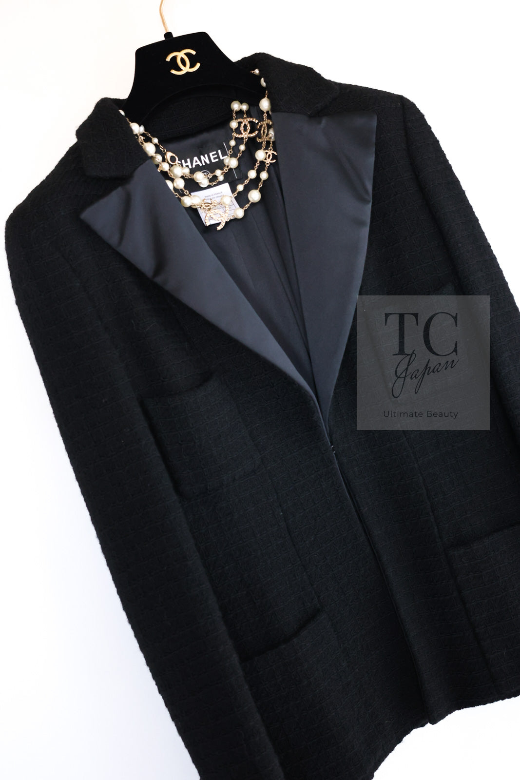 CHANEL 06A Black Wool 100 Tweed Jacket 38 シャネル ブラック ウール100% ツイード ジャケット シルク襟 即発