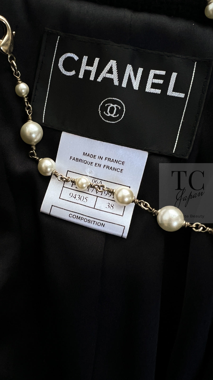 CHANEL 06A Black Wool 100 Tweed Jacket 38 シャネル ブラック ウール100% ツイード ジャケット シルク襟 即発