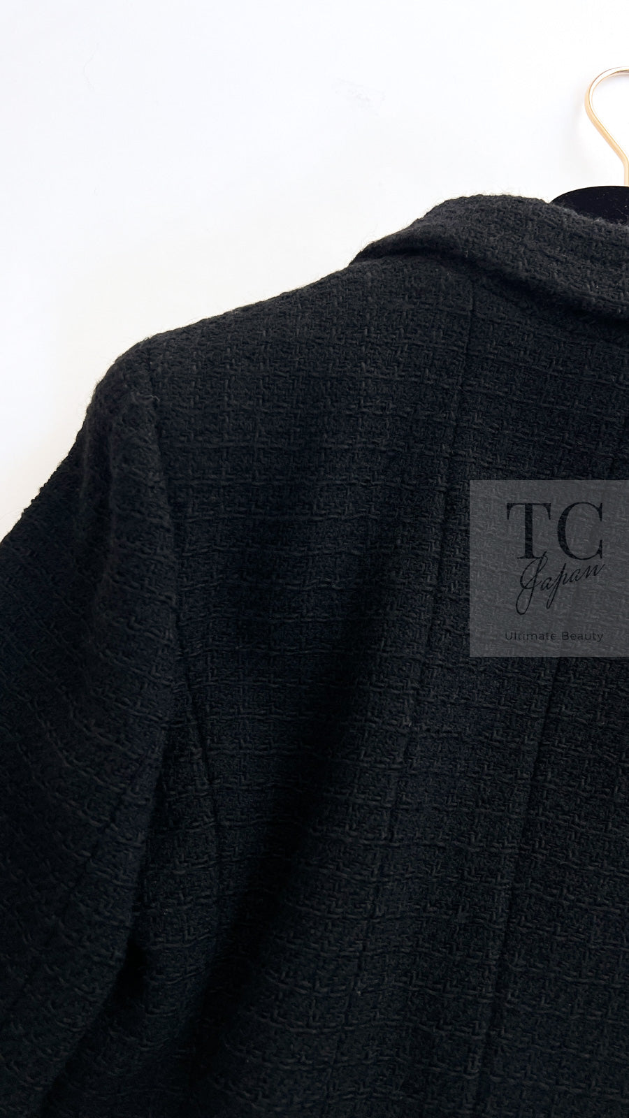 CHANEL 06A Black Wool 100 Tweed Jacket 38 シャネル ブラック ウール100% ツイード ジャケット シルク襟 即発