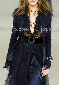 CHANEL 06A Black Wool 100 Tweed Jacket 38 シャネル ブラック ウール100% ツイード ジャケット シルク襟 即発
