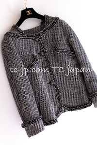 CHANEL 12A Gray Black Linen Wool Tweed Gripoix Button Colorless Jacket 36 38 シャネル グレー ブラック リネン ウール ツイード グリポア 宝石 ボタン ノーカラー ジャケット 即発