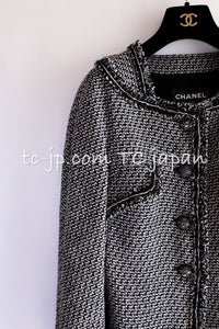 CHANEL 12A Gray Black Linen Wool Tweed Gripoix Button Colorless Jacket 36 38 シャネル グレー ブラック リネン ウール ツイード グリポア 宝石 ボタン ノーカラー ジャケット 即発