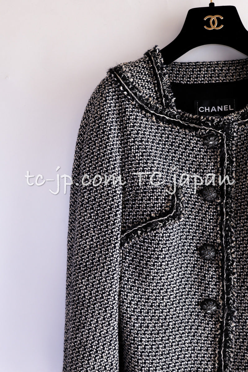 CHANEL 12A Gray Black Linen Wool Tweed Gripoix Button Colorless Jacket 36 38 シャネル グレー ブラック リネン ウール ツイード グリポア 宝石 ボタン ノーカラー ジャケット 即発