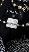 CHANEL 12A Gray Black Linen Wool Tweed Gripoix Button Colorless Jacket 36 38 シャネル グレー ブラック リネン ウール ツイード グリポア 宝石 ボタン ノーカラー ジャケット 即発