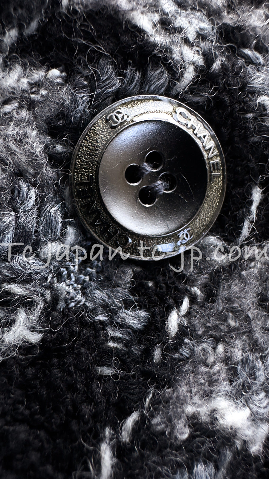 CHANEL 06A Gray Black Houndstooth Wool Silk Tweed Collarless Jacket 38 40 シャネル グレー ブラック 千鳥格子 ウール シルク ツイード ノーカラー ジャケット 即発
