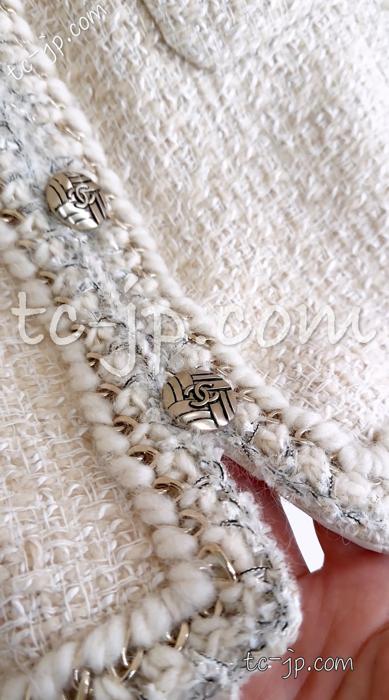 CHANEL 11A Ivory Wool Gold Chain Trim Jacket 36 シャネル アイボリー ウール ゴールドチェーン トリム ココボタン ジャケット 即発