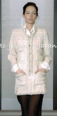 CHANEL Dress 11A Ivory Gold Chain Trim Wool Tweed 38 シャネル ワンピース アイボリー ゴールド チェーン トリム ウール ツイード