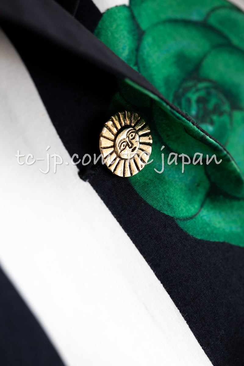 CHANEL 88S Vintage Black Bold Striped Camellia Print Cotton Runway Shirt Jacket 36 38 シャネル ヴィンテージ ブラック カラフル ストライプ カメリア コットン ランウェイ シャツ ジャケット 即発