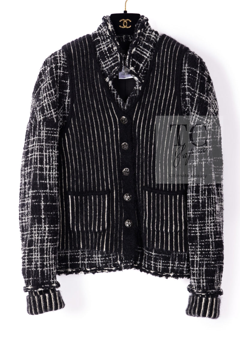 CHANEL 10A Black Ivory Wool Silk Tweed Jacket with Vest 38 シャネル ブラック アイボリー ウール シルク ツイード ジャケット ベスト付き 即発