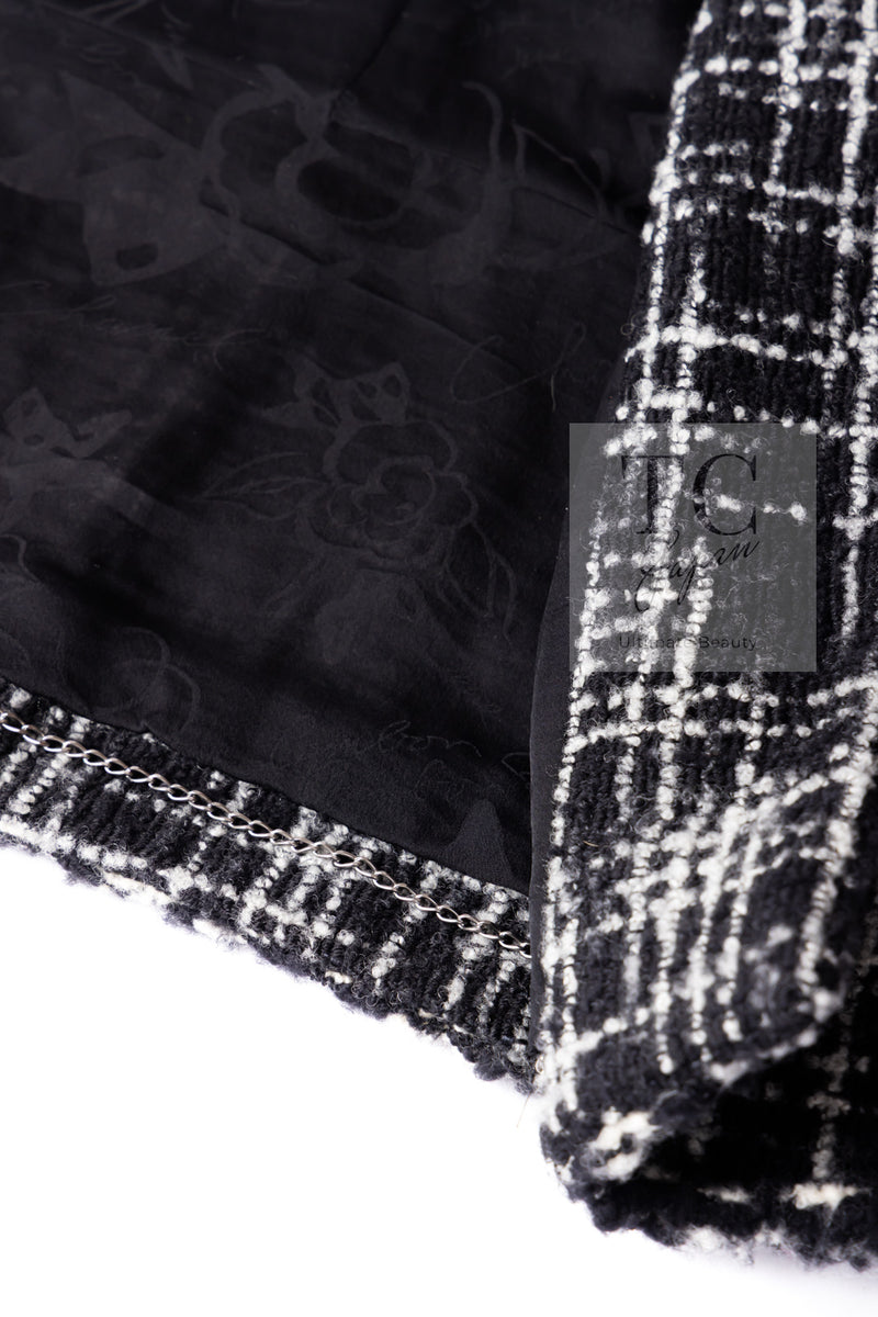 CHANEL 10A Black Ivory Wool Silk Tweed Jacket with Vest 38 シャネル ブラック アイボリー ウール シルク ツイード ジャケット ベスト付き 即発