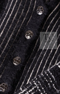 CHANEL 10A Black Ivory Wool Silk Tweed Jacket with Vest 38 シャネル ブラック アイボリー ウール シルク ツイード ジャケット ベスト付き 即発