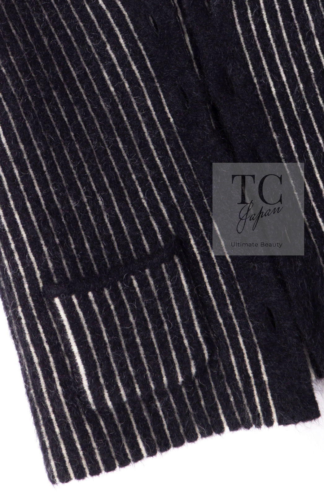 CHANEL 10A Black Ivory Wool Silk Tweed Jacket with Vest 38 シャネル ブラック アイボリー ウール シルク ツイード ジャケット ベスト付き 即発