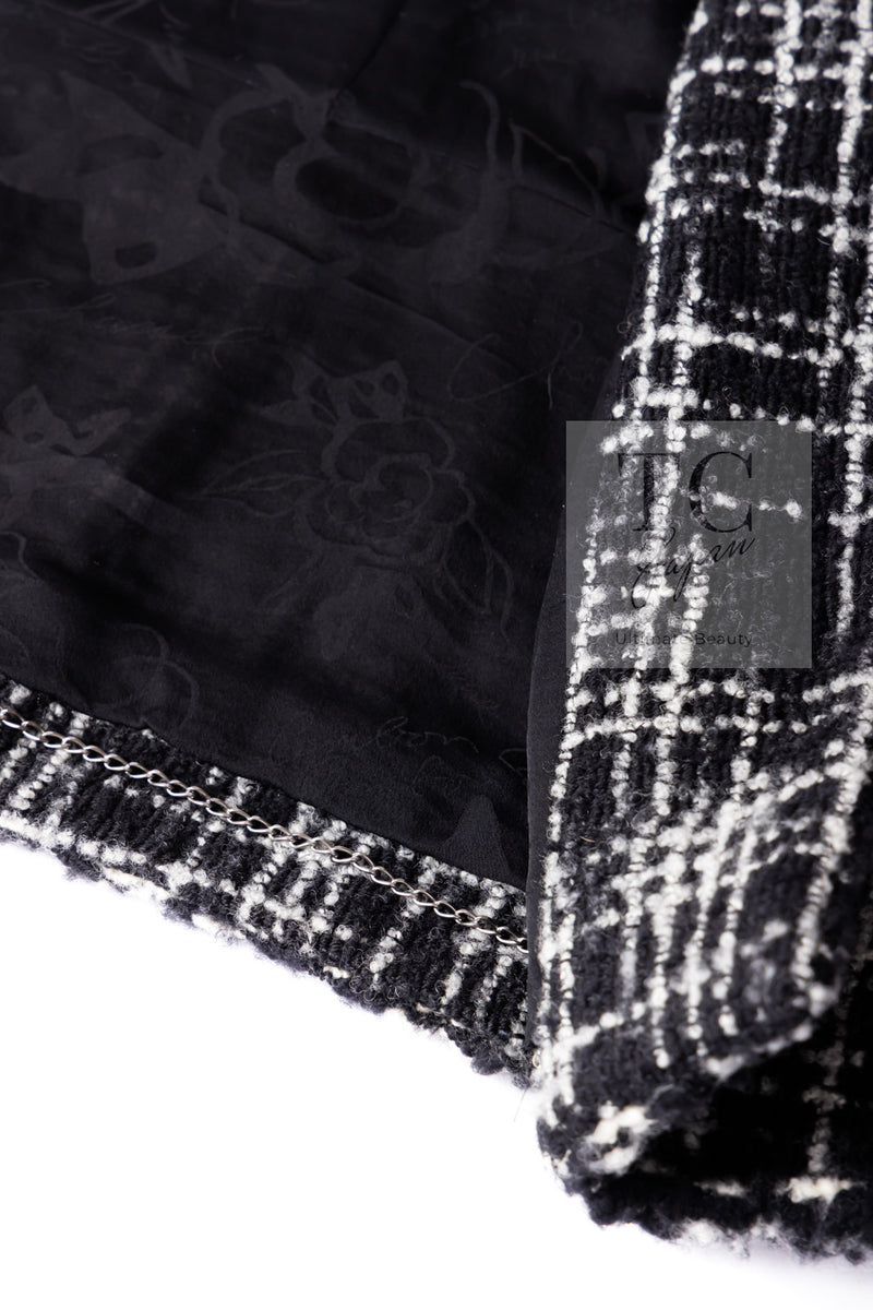 CHANEL 10A Black Ivory Wool Silk Tweed Jacket with Vest 38 シャネル ブラック アイボリー ウール シルク ツイード ジャケット ベスト付き 即発