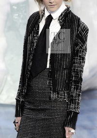 CHANEL 10A Black Ivory Wool Silk Tweed Jacket with Vest 38 シャネル ブラック アイボリー ウール シルク ツイード ジャケット ベスト付き 即発