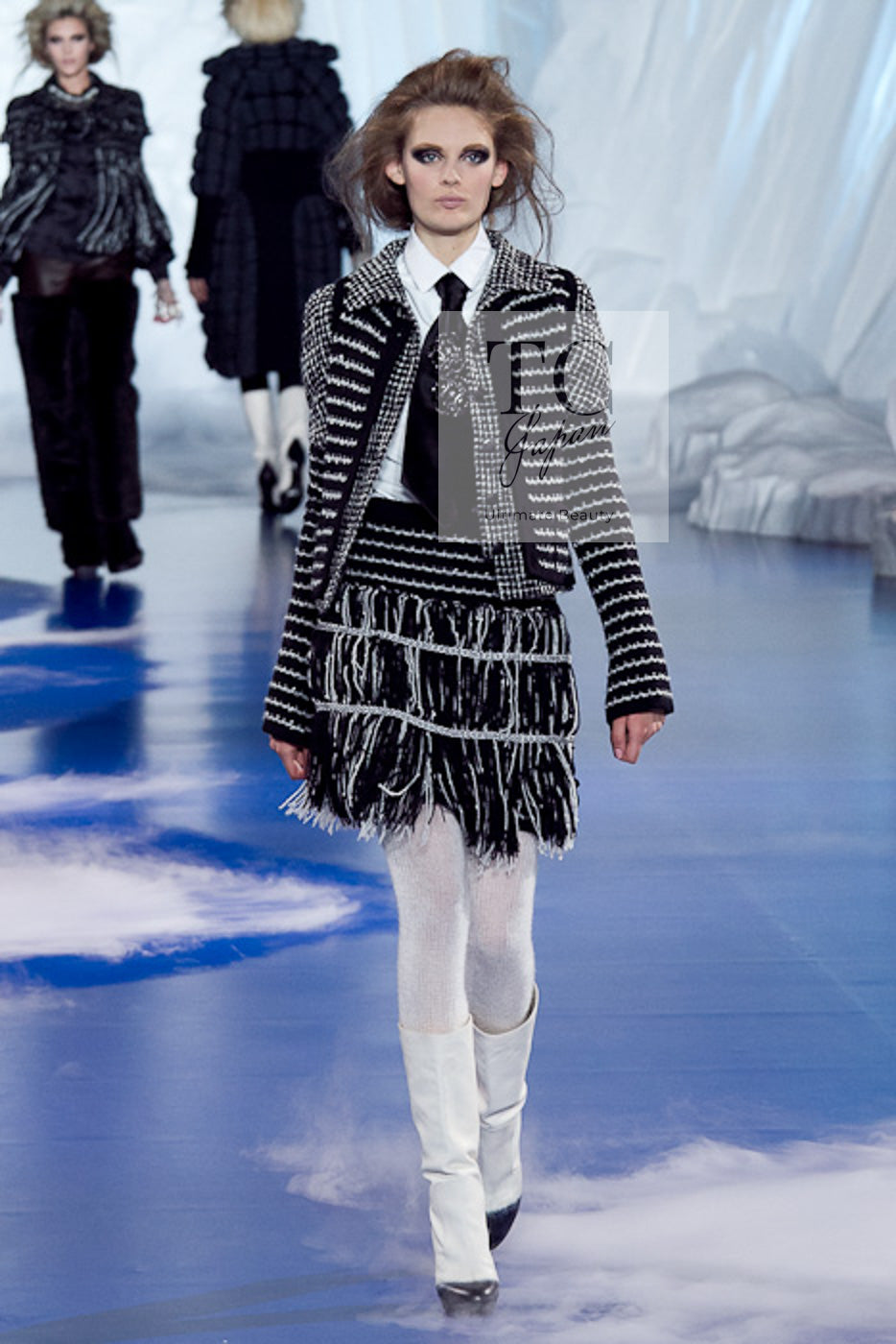CHANEL 10A Black Ivory Wool Silk Tweed Jacket with Vest 38 シャネル ブラック アイボリー ウール シルク ツイード ジャケット ベスト付き 即発
