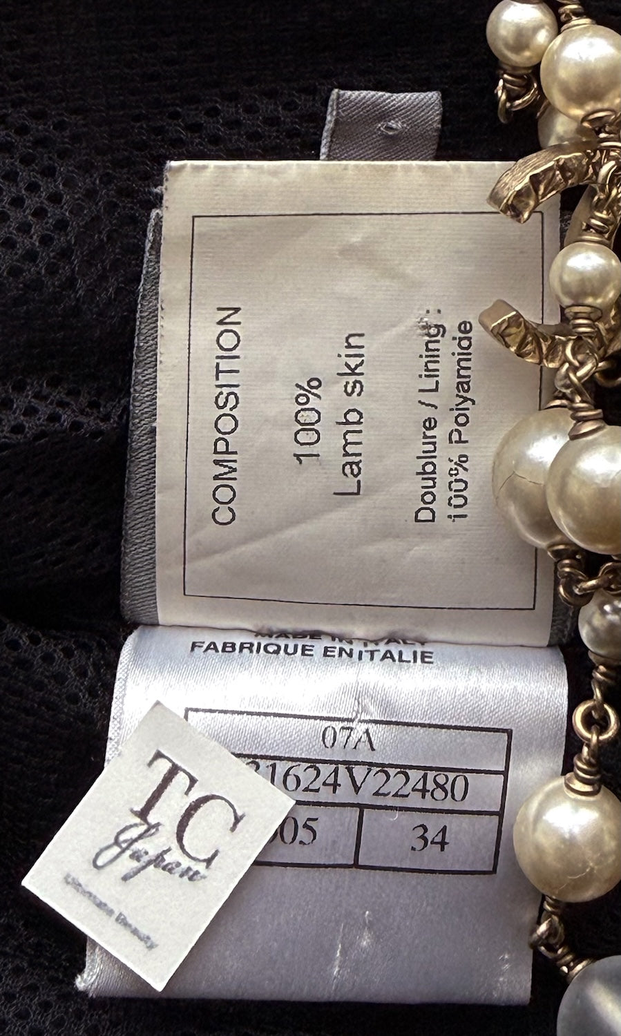 CHANEL 07A Black Lamb Skin Leather Blouson Half Coat Jacket 34 36 38 シャネル ブラック ラム スキン レザー ライダース ブルゾン ジャンバー ハーフ コート ジャケット 即発 - TC JAPAN