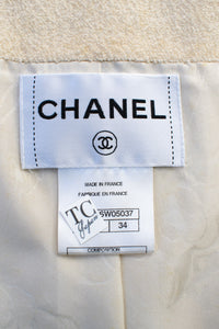 CHANEL 12C Creme Ivory Sequin Collar Pearl Hook iridescent Boucle Wool Tweed Jacket シャネル クリーム アイボリー ウール スパンコール襟 パール装飾 ツイード ジャケット 34