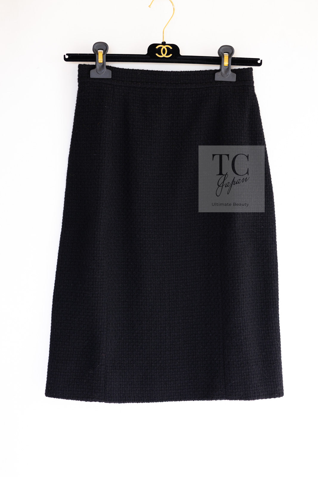 CHANEL 91A Vintage Black Wool CC Gold Button Tweed Jacket Skirt Suit 34 36 シャネル ヴィンテージ ブラック ウール CC ゴールド ボタン ツイード ジャケット スカート スーツ 即発