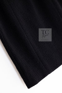 CHANEL 91A Vintage Black Wool CC Gold Button Tweed Jacket Skirt Suit 34 36 シャネル ヴィンテージ ブラック ウール CC ゴールド ボタン ツイード ジャケット スカート スーツ 即発