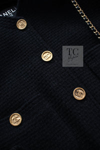 CHANEL 91A Vintage Black Wool CC Gold Button Tweed Jacket Skirt Suit 34 36 シャネル ヴィンテージ ブラック ウール CC ゴールド ボタン ツイード ジャケット スカート スーツ 即発