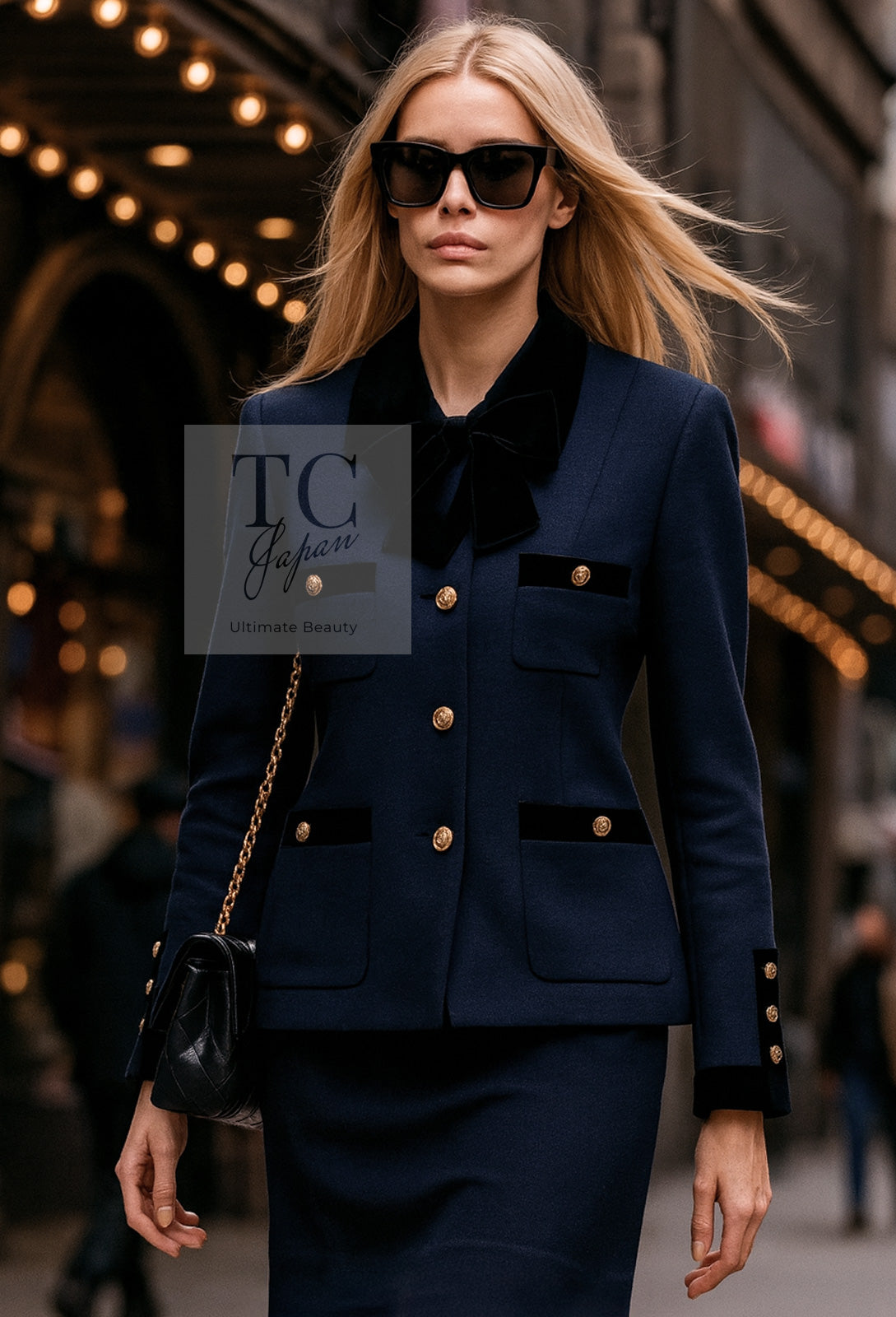 CHANEL 89A Vintage Dark Navy Black Gold Buttons Velvet Trim Jacket Skirt Suit 42 シャネル ヴィンテージ ダークネイビー ブラック ゴールドボタン ベルベット トリム ジャケット スカート スーツ 即発