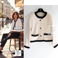CHANEL 90S Vintage Ivory Black Braid Trim CC Ball Buttons Tweed Jacket 44 46 シャネル ヴィンテージ アイボリー ブラック ブレードトリム CCロゴ 手毬ボタン ツイード ジャケット 即発