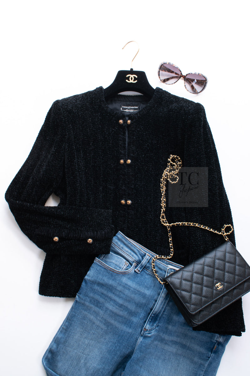 CHANEL Vintage Creations Little Black Jacket Lion Buttons Collarless 36 38 シャネル ヴィンテージ リトル ブラック ジャケット ライオン ボタン ベロア ベルベット ノーカラー 即発