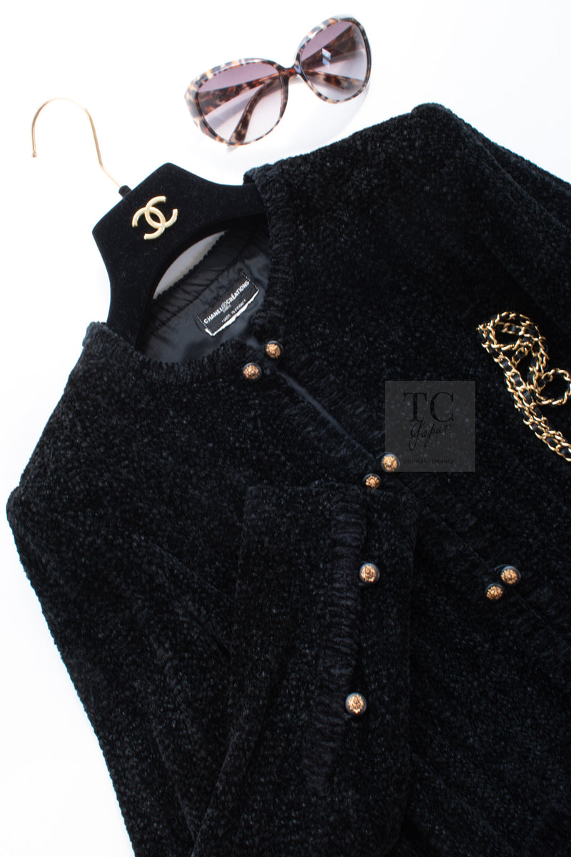 CHANEL Vintage Creations Little Black Jacket Lion Buttons Collarless 36 38 シャネル ヴィンテージ リトル ブラック ジャケット ライオン ボタン ベロア ベルベット ノーカラー 即発