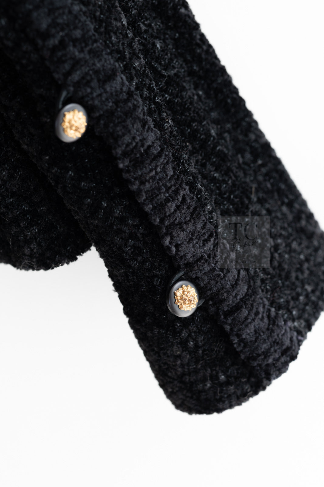 CHANEL Vintage Creations Little Black Jacket Lion Buttons Collarless 36 38 シャネル ヴィンテージ リトル ブラック ジャケット ライオン ボタン ベロア ベルベット ノーカラー 即発