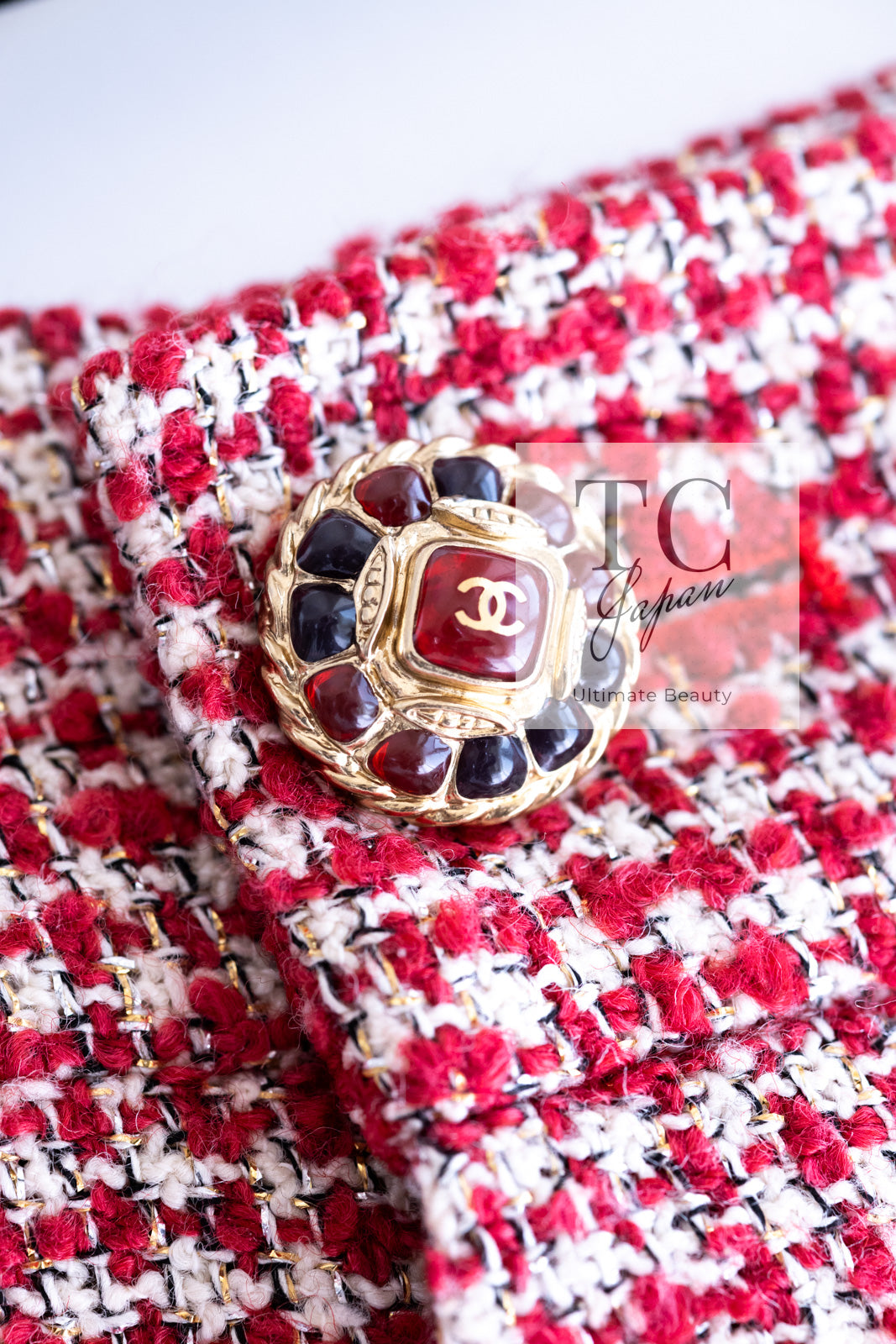 CHANEL 10C Red Metallic Gold Trim Tweed Jacket Skirt Suit 40 42 シャネル レッド メタリック ゴールド トリム フリンジ ツイード ジャケット スカート スーツ